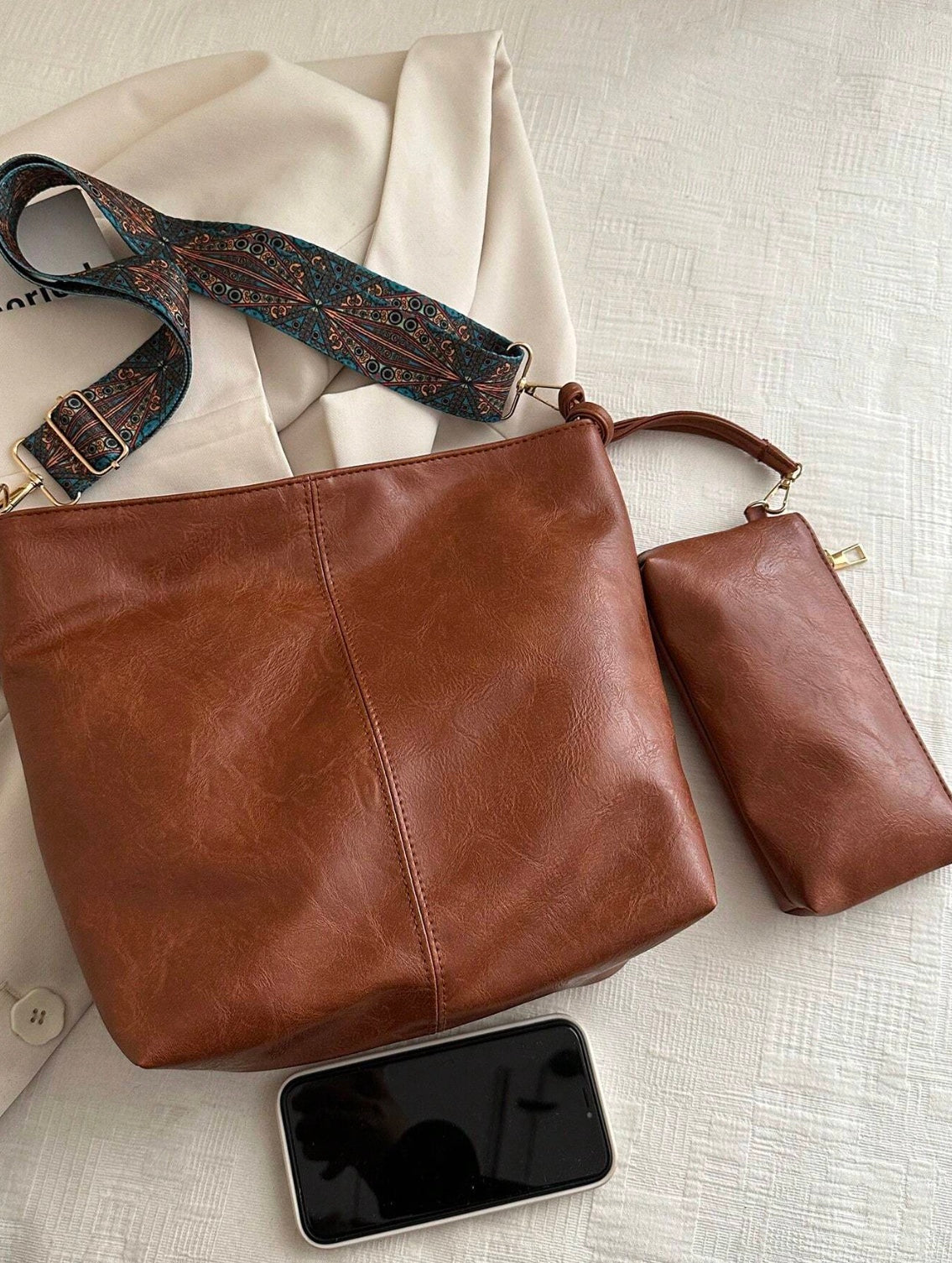 حقيبة تسوق صيفية جديدة لعام 2024 للنساء، بسعة كبيرة للاستخدام اليومي، ويمكن حملها على الكتف أو عبر الجسم أو باليد